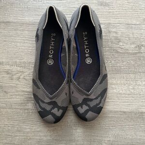 Rothy's Black and Gray Camouflage Flats Sz 10.5